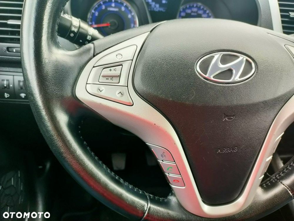 Hyundai ix20 1.6 blue Style - 21