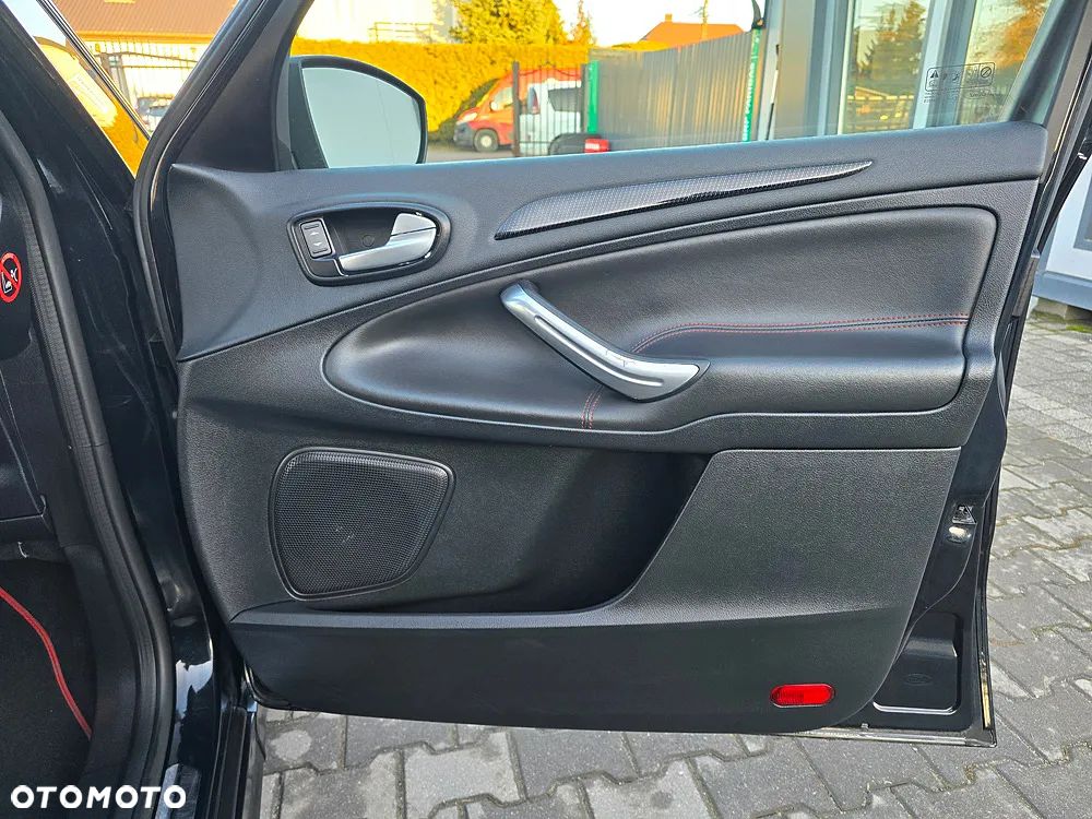 Ford S-Max 2.0 TDCi DPF Titanium X - 19