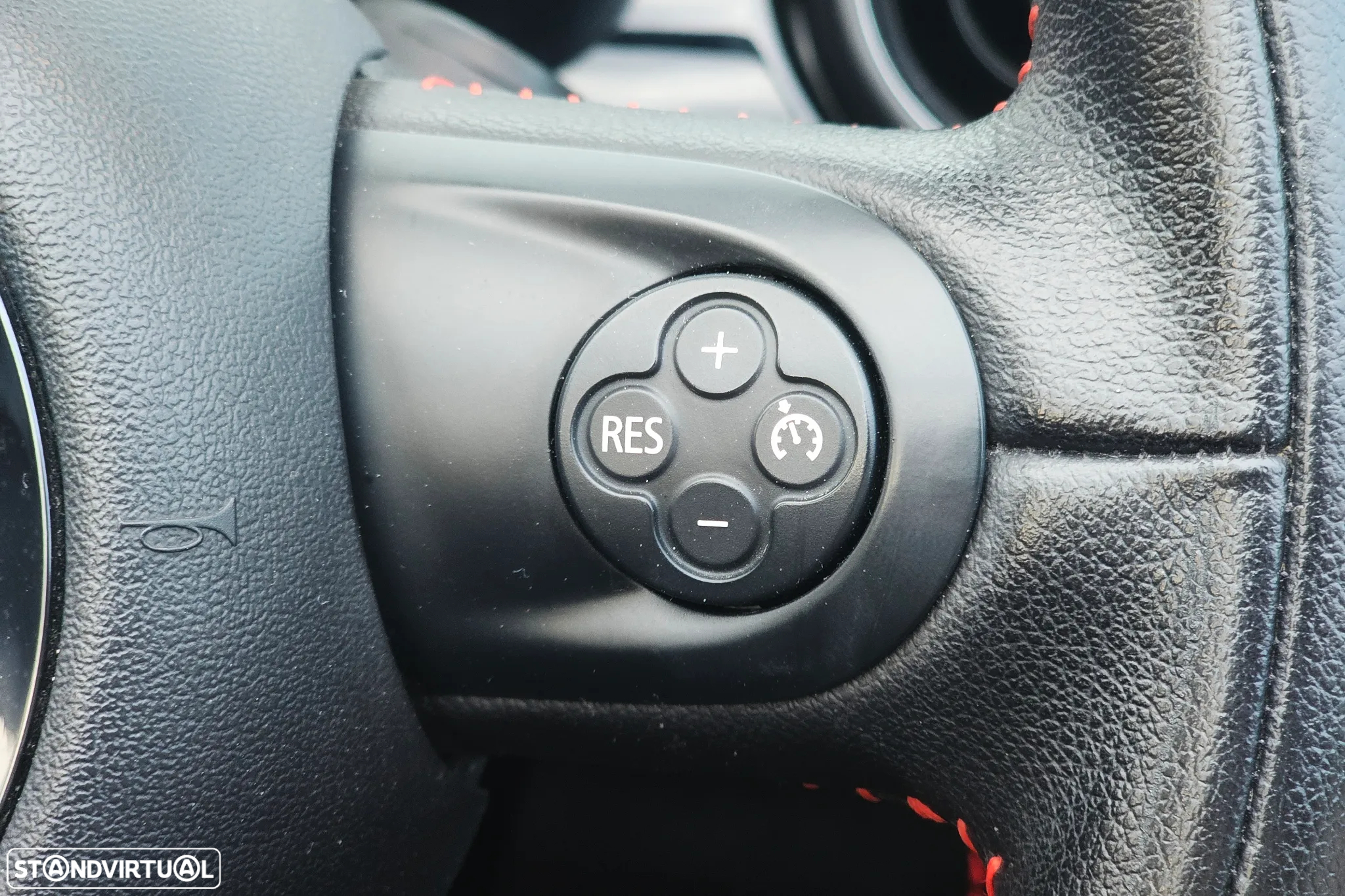 MINI Cabrio John Cooper Works 157g - 34