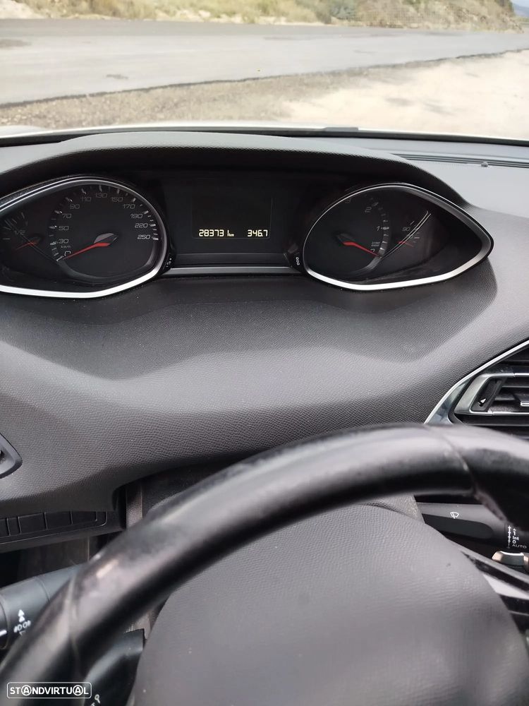 Peugeot 308 SW 1.6 BlueHDi Active - 11