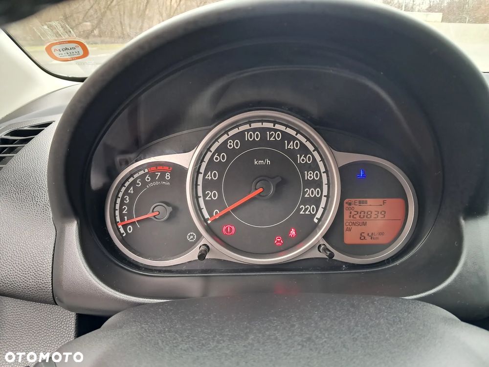 Mazda 2 1.3 MZR Sendo - 10