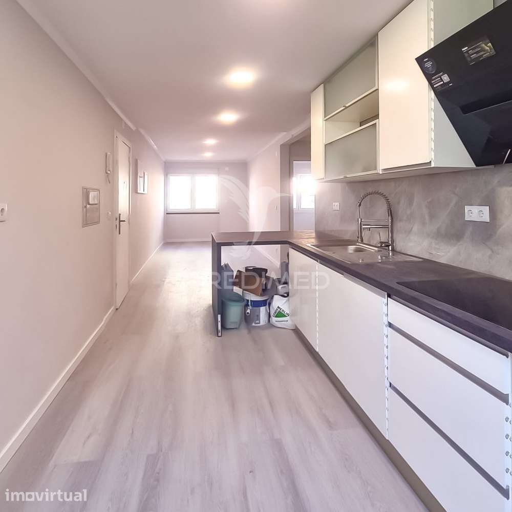 Apartamento T2 Remodelado Benfica – Lisboa - Grande imagem: 5/10