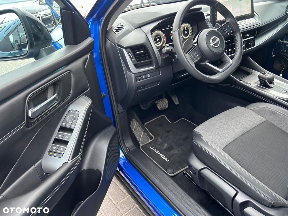 Nissan Qashqai 1.3 DIG-T MHEV N-Connecta Xtronic - 9