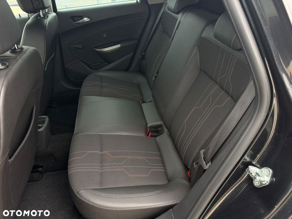 Opel Astra 1.6 Edition 150 - 15