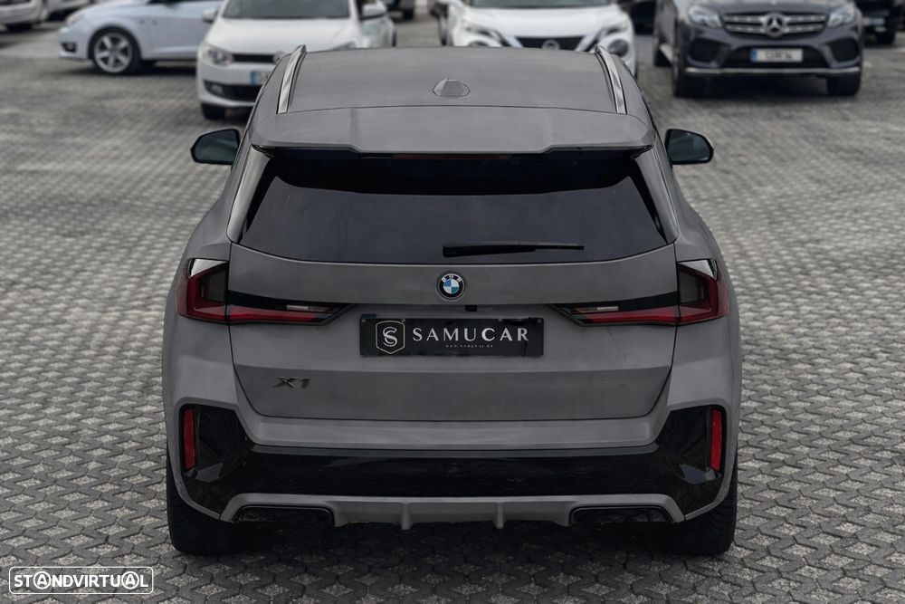 BMW iX1 xDrive30 M Sport Pack - 20