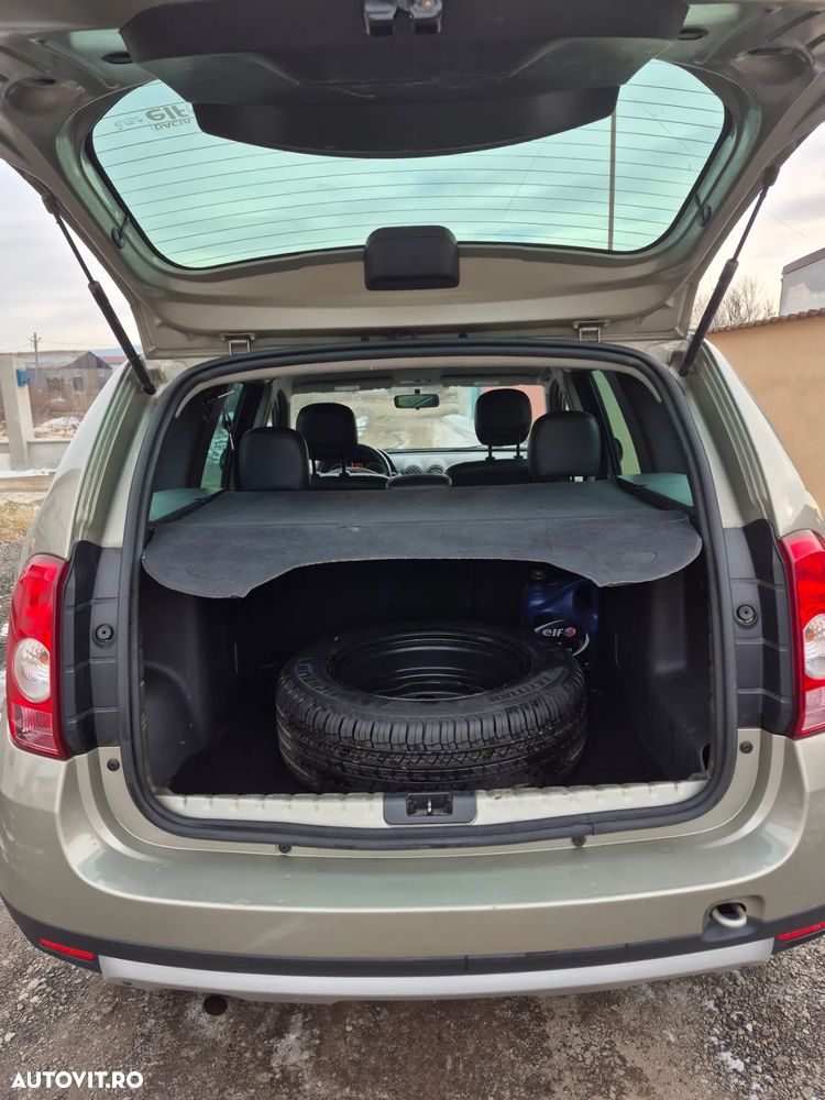 Dacia Duster 1.6 4x2 Laureate - 4