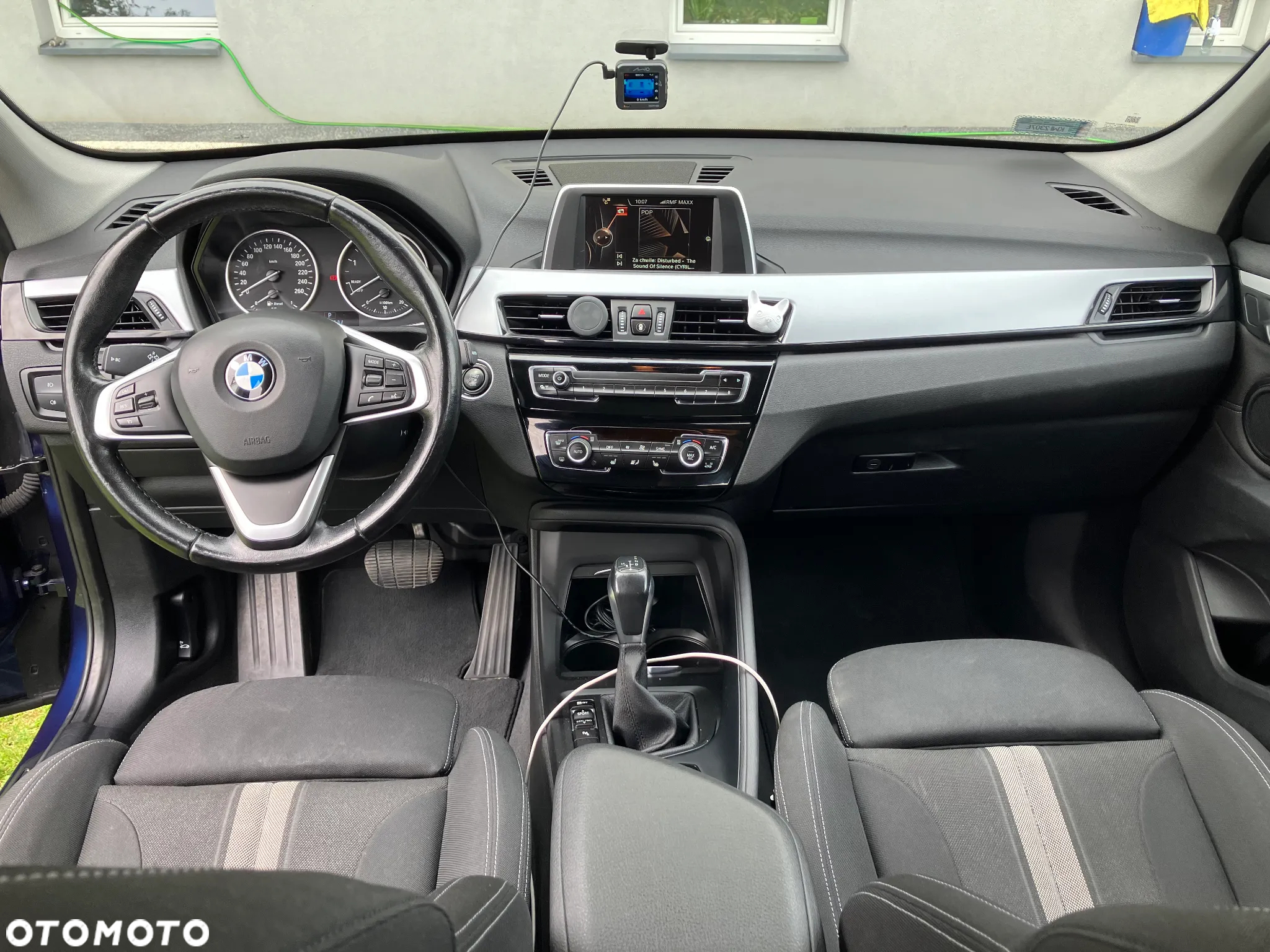 BMW X1 sDrive20d - 6