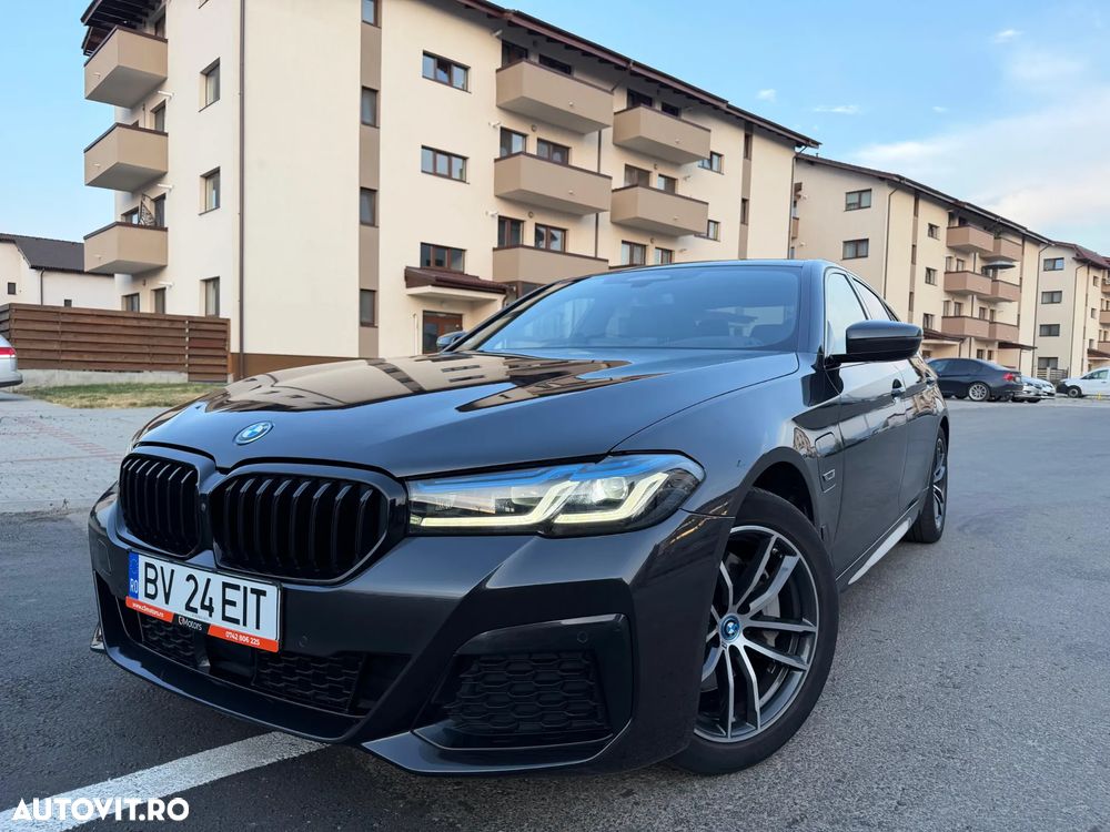 BMW Seria 5 530e Aut. - 2