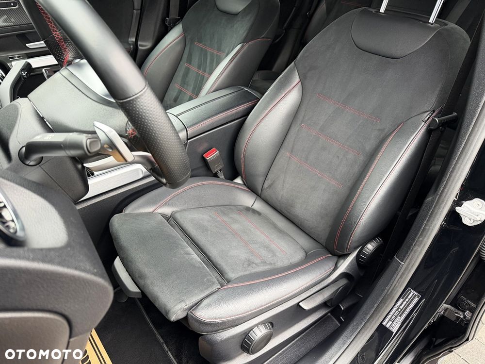 Mercedes-Benz GLB 220 d 8G-DCT AMG Line - 32