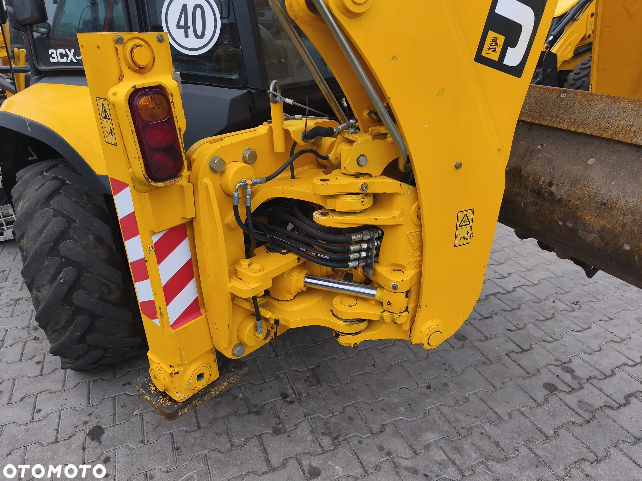JCB 3CX Compact - 9