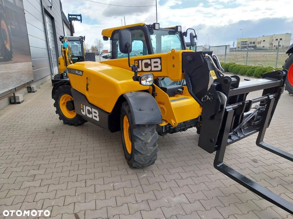 JCB 525-60 Agri Plus - 7