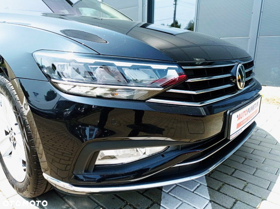 Volkswagen Passat - 8