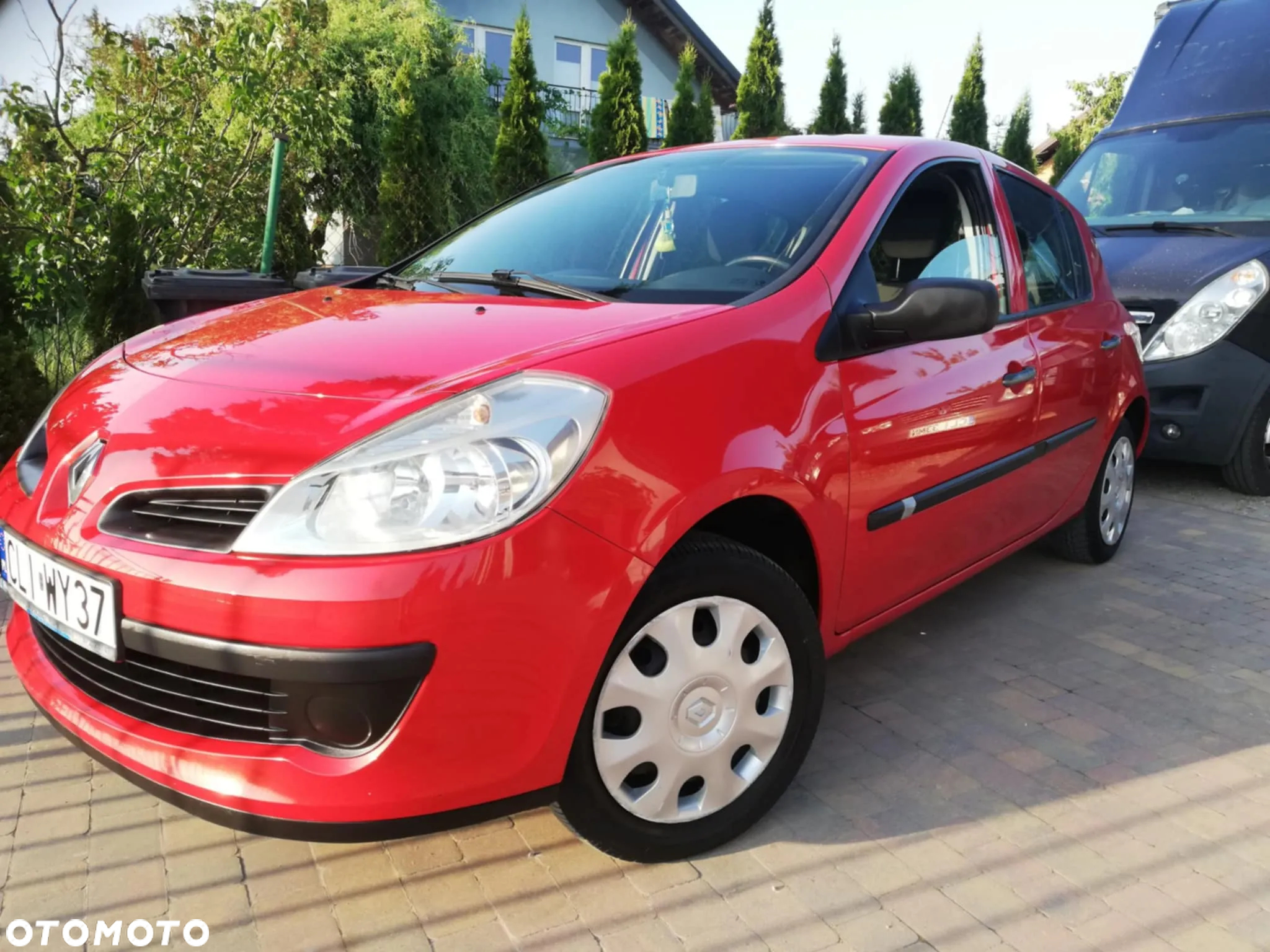 Renault Clio 1.2 16V Alize - 2