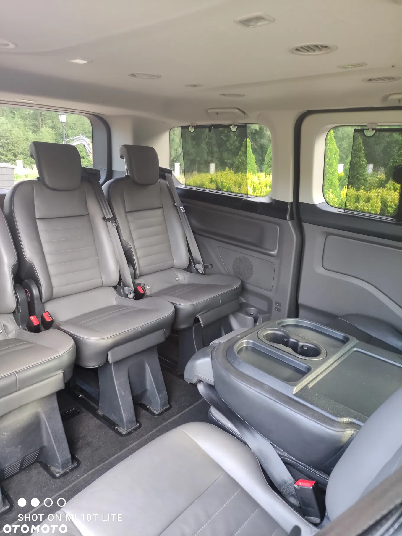 Ford Tourneo Custom 2.0 EcoBlue L1 Titanium - 10