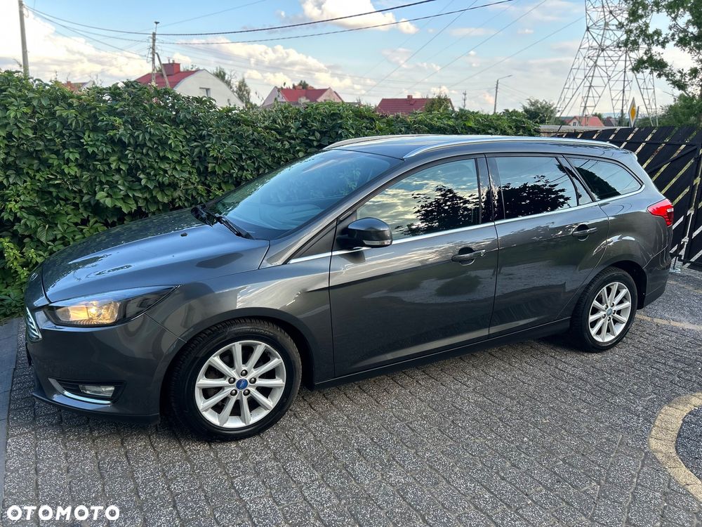 Ford Focus 1.0 EcoBoost Titanium ASS - 3