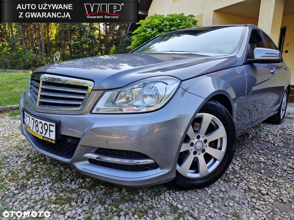 Mercedes-Benz Klasa C 180 CGI BlueEFFICIENCY Avantgarde - 1