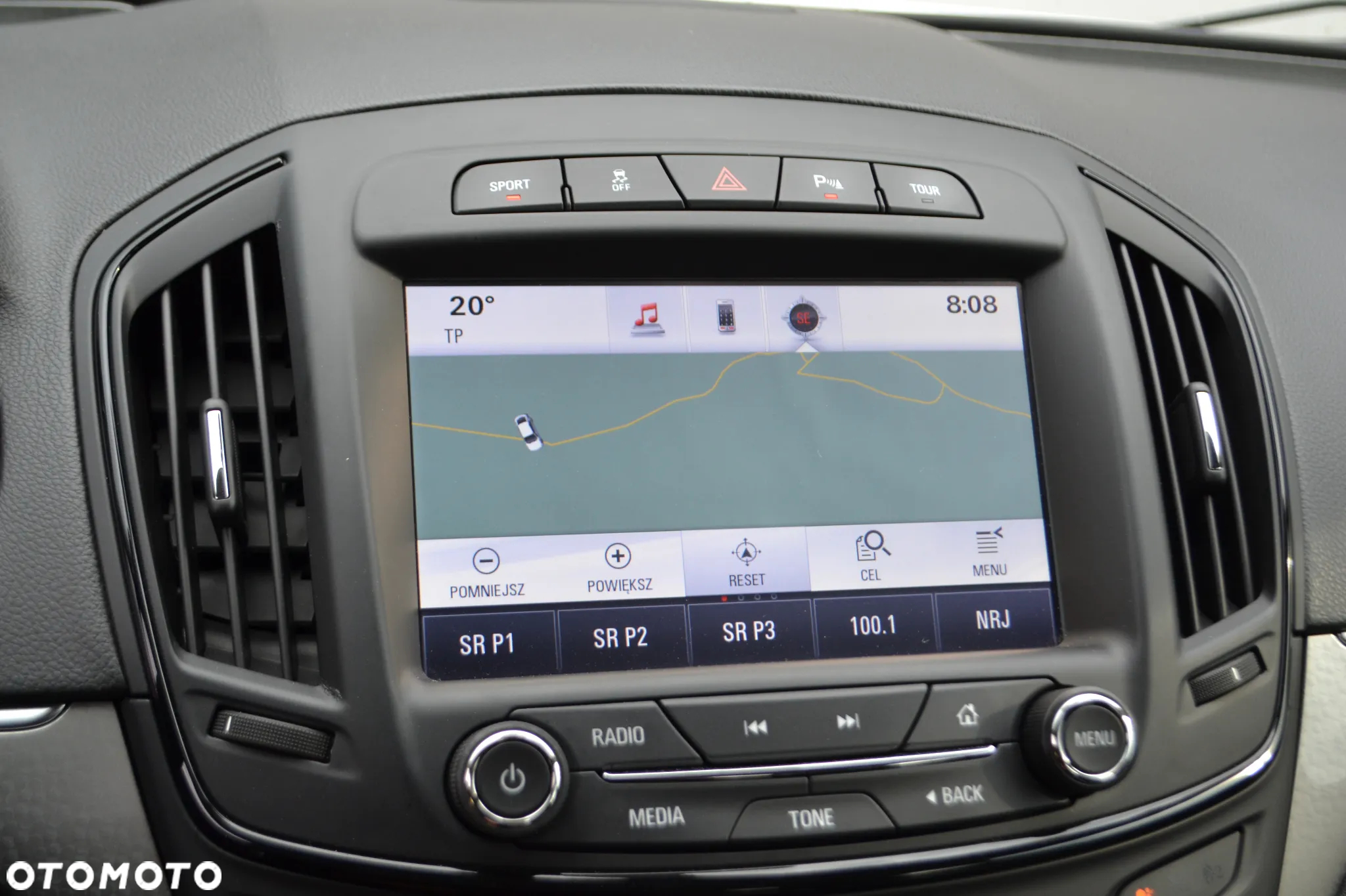 Opel Insignia - 31