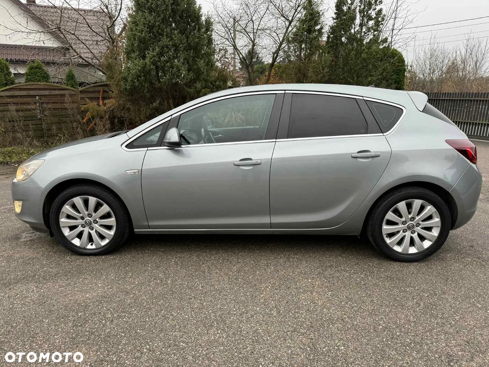 Opel Astra III 1.7 CDTI EcoFLEX - 7