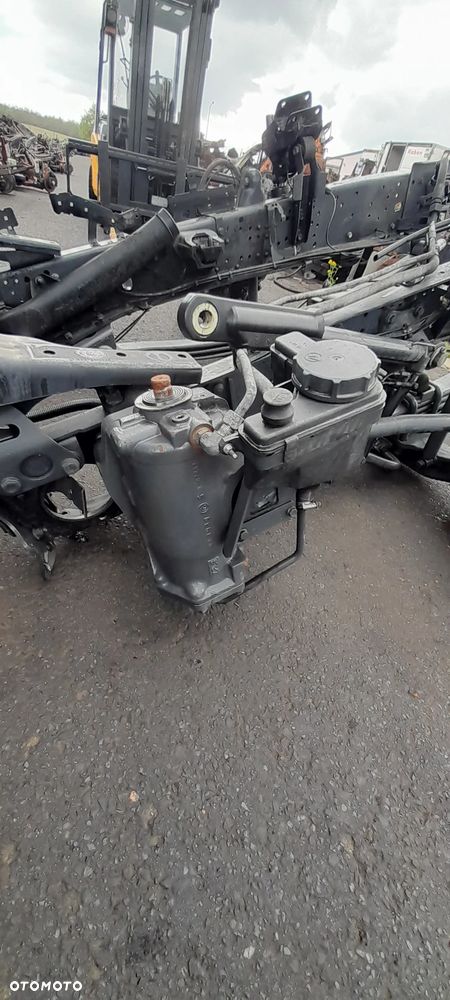 Mercedes Atego III 98498 Kolumna kierownicza z podstawą !! - 1