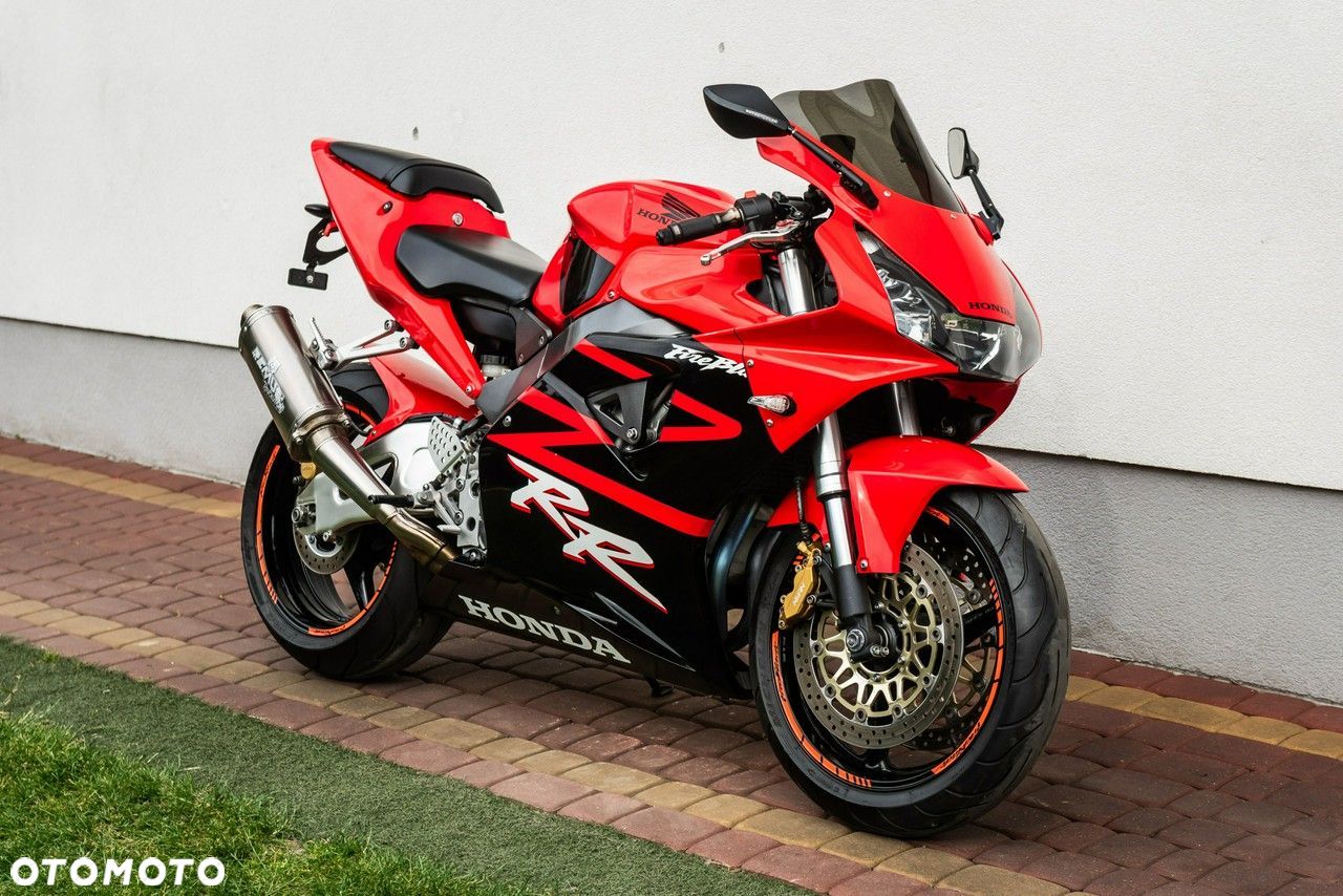 Honda CBR - 1