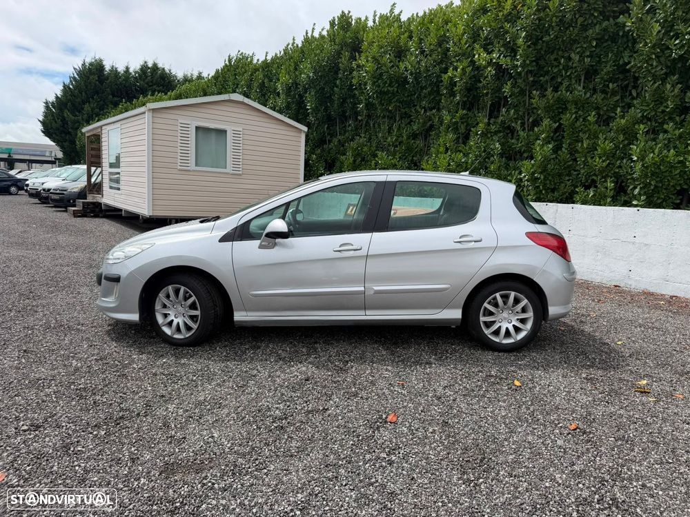 Peugeot 308 1.6 HDi Executive - 12
