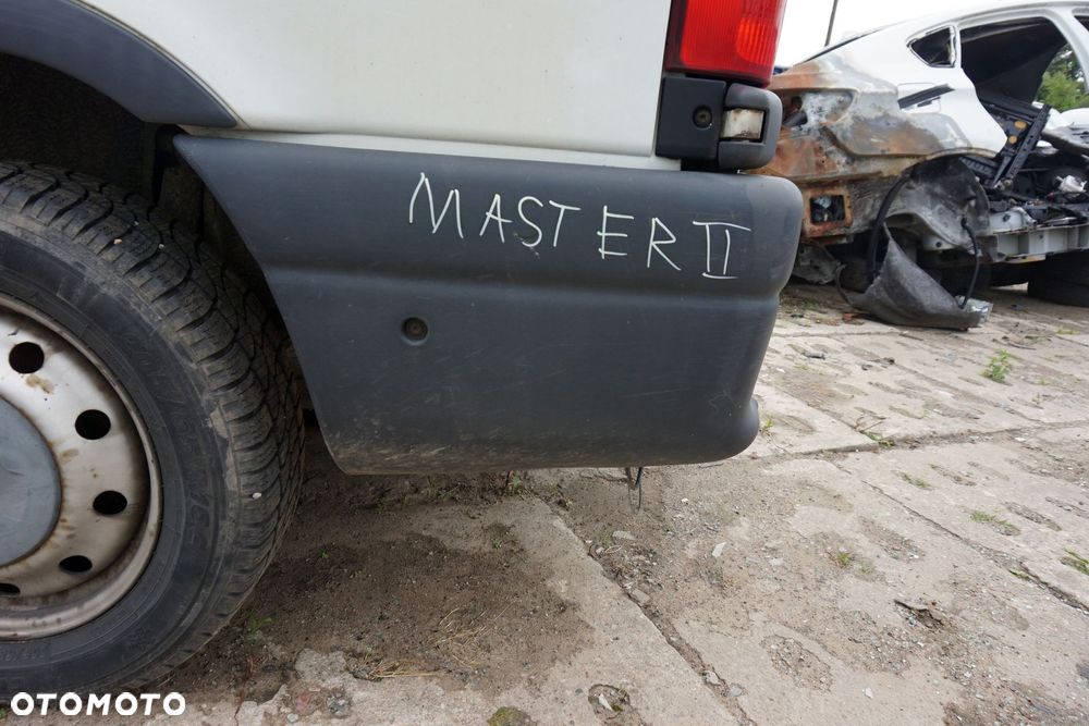 ZDERZAK TYLNY MASTER II LIFT O389  BIAŁY RENAULT 2003-2010 - 3