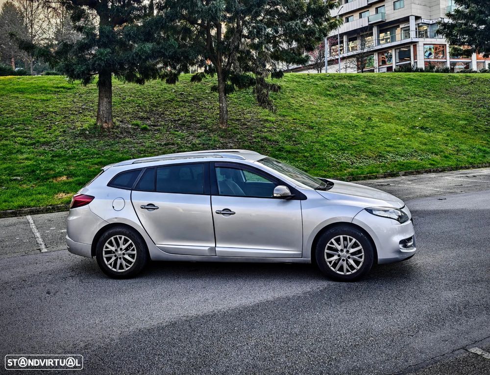 Renault Mégane Sport Tourer 1.5 dCi GT Line - 28