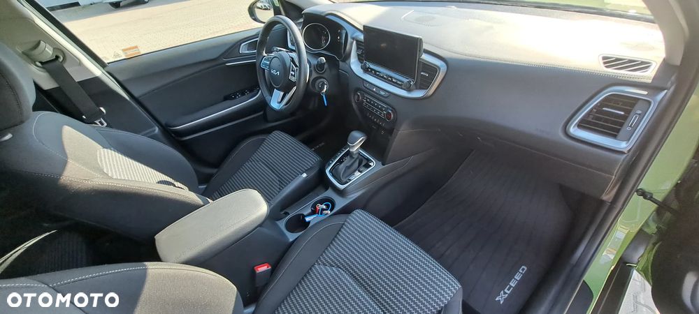 Kia XCeed 1.5 T-GDI M DCT - 24