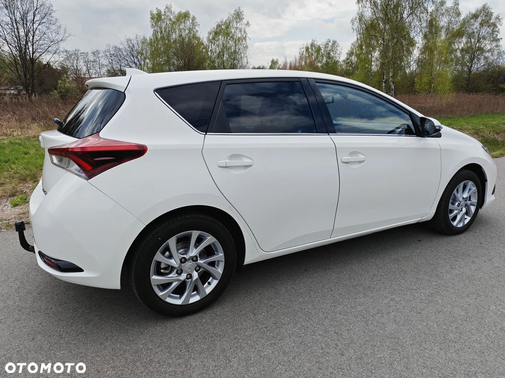 Toyota Auris - 21