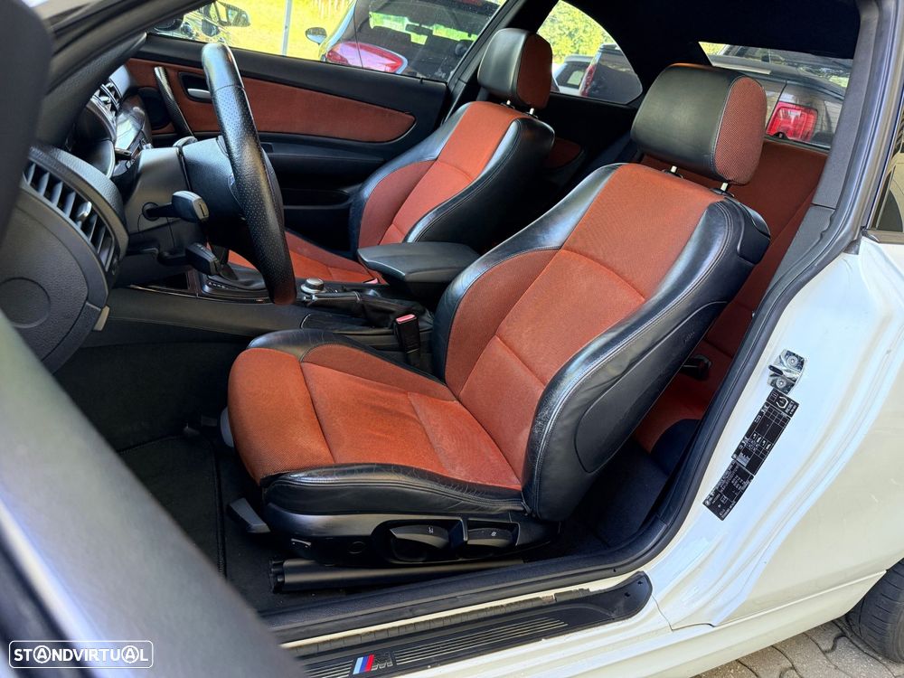 BMW 120 d Aut. Limited Edition Lifestyle c/ M Sport Pack - 23