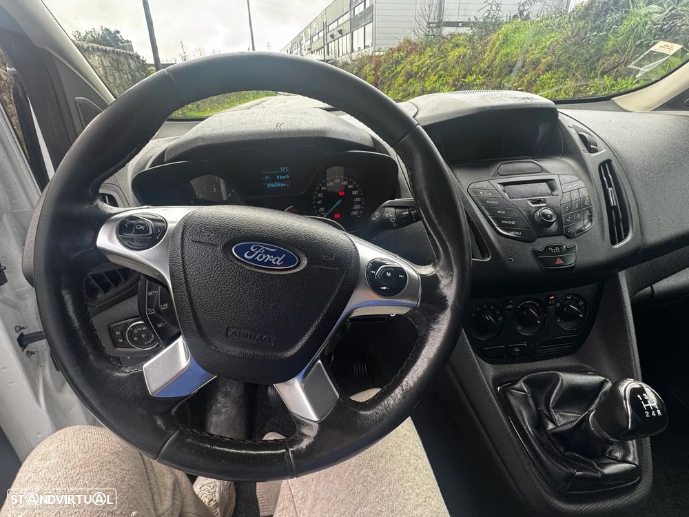 Ford CONNECT - 7