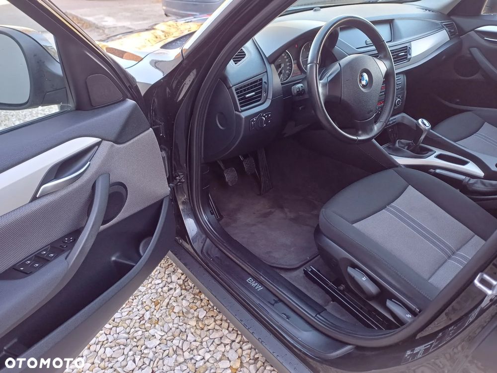 BMW X1 sDrive18d - 10