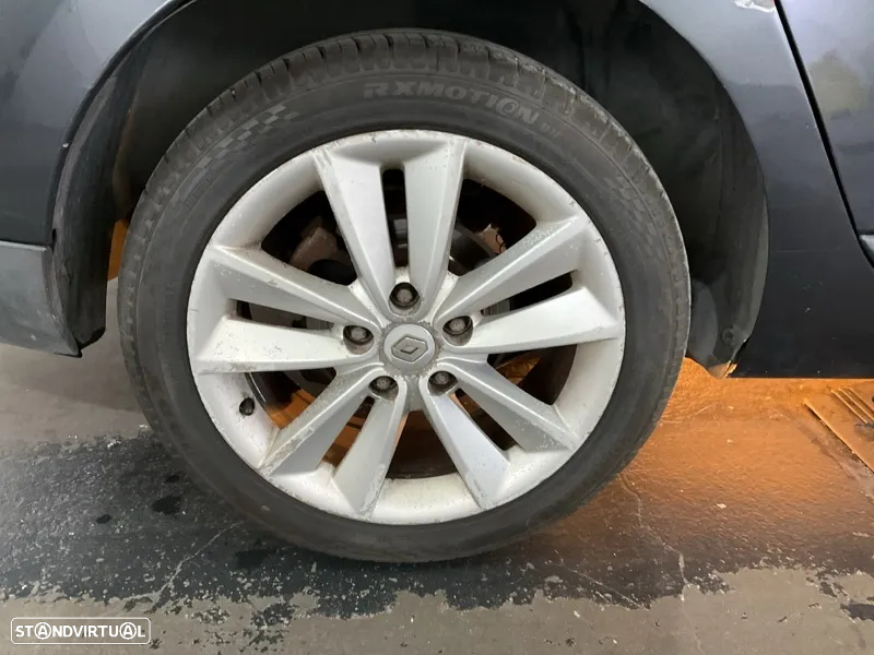 Renault Mégane Sport Tourer 1.5 dCi Bose Edtion CO2 Champion - 4