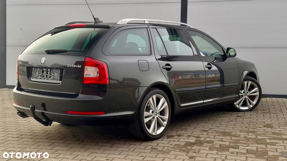 Skoda Octavia 2.0 TDI DPF DSG RS - 4