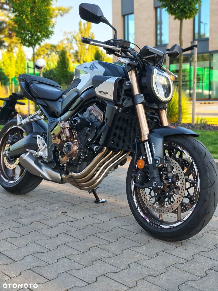Honda CB - 3