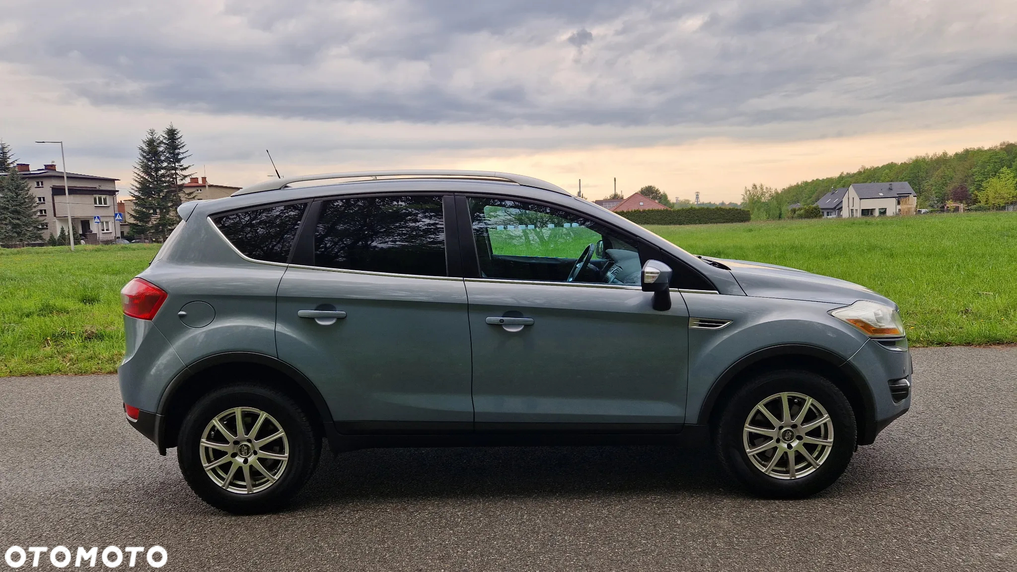 Ford Kuga 2.0 TDCi 4x4 Titanium - 3