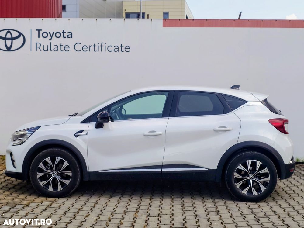 Renault Captur 140 EDC MHEV Techno - 8