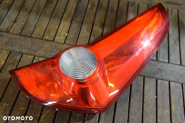 Opel Agila B II 08- Lampa tylna tył prawa EUROPA kompletna