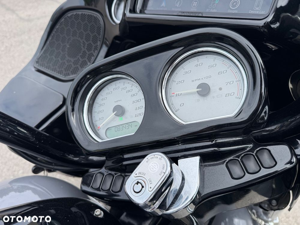 Harley-Davidson Touring Road Glide - 8