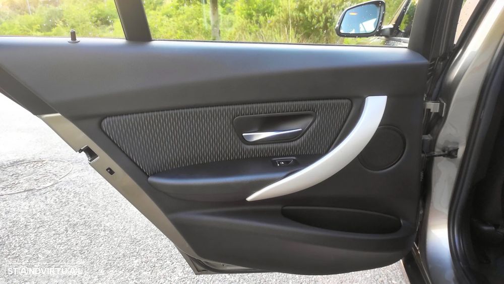 BMW 318 d Blue Performance - 19