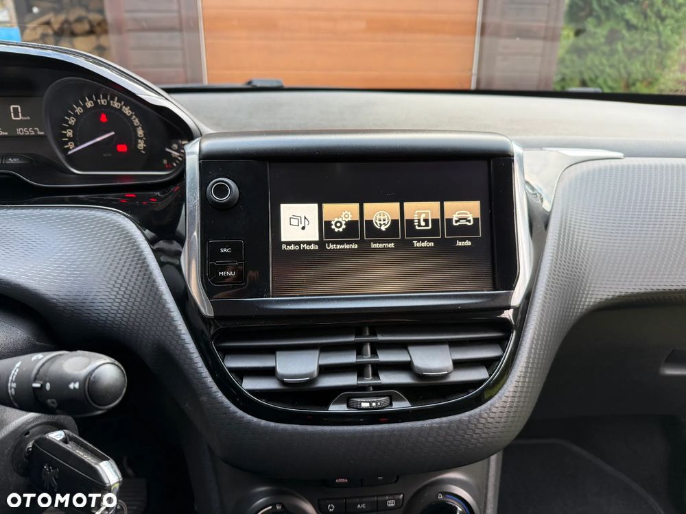 Peugeot 2008 1.2 Pure Tech Active S&S - 8