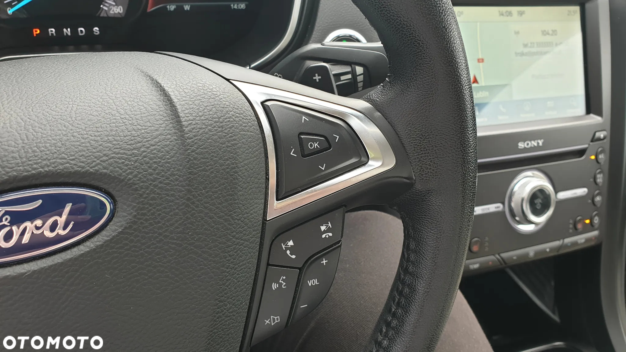 Ford Fusion 2.0 EcoBoost Titanium - 22