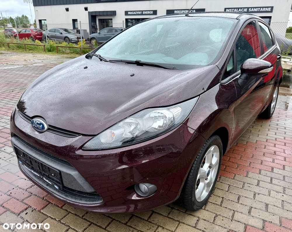 Ford Fiesta 1.25 Celebration - 1