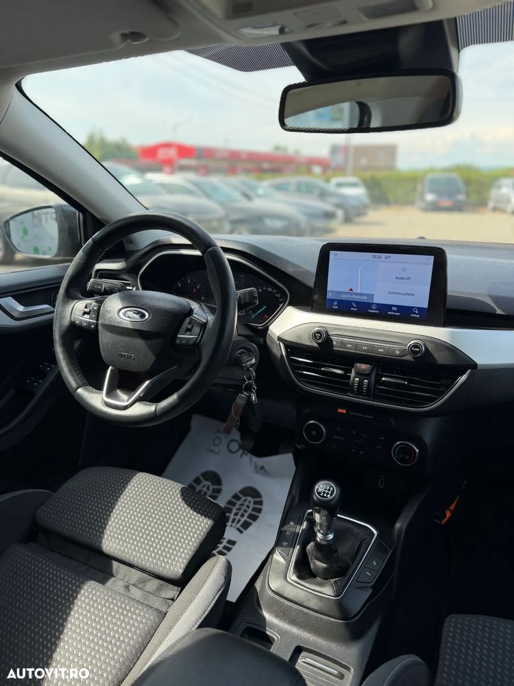 Ford Focus - 17