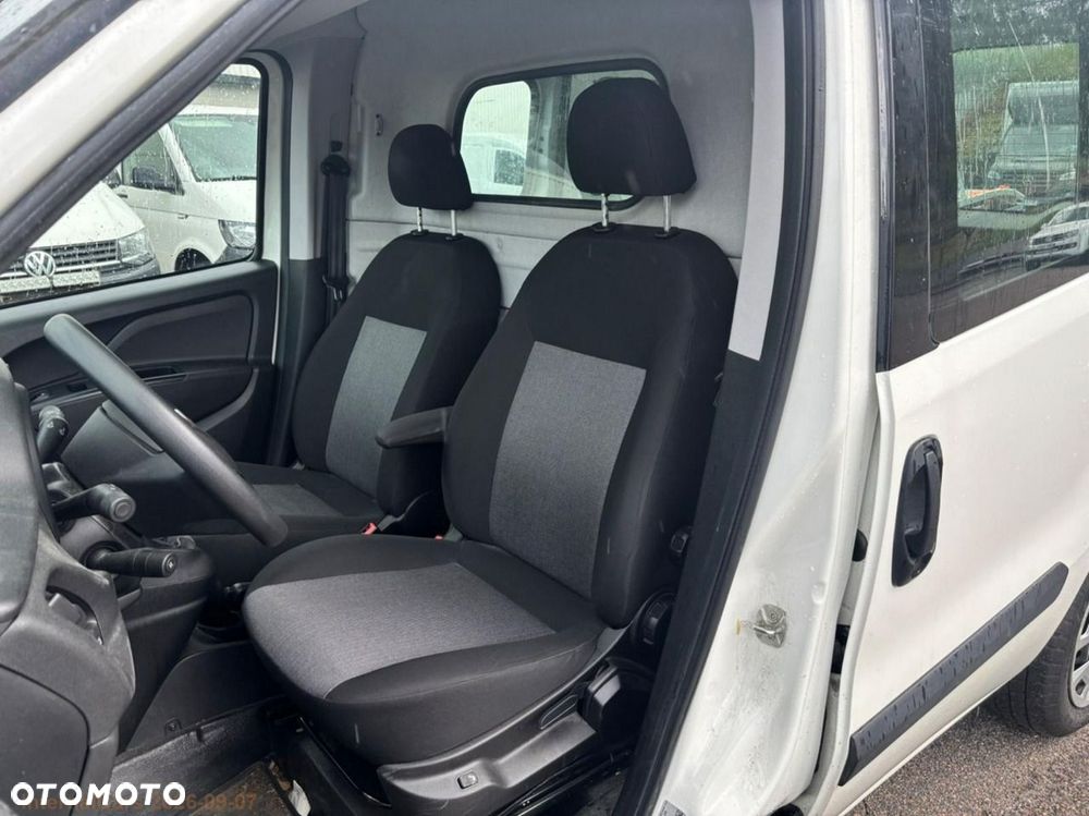 Fiat Doblo - 13