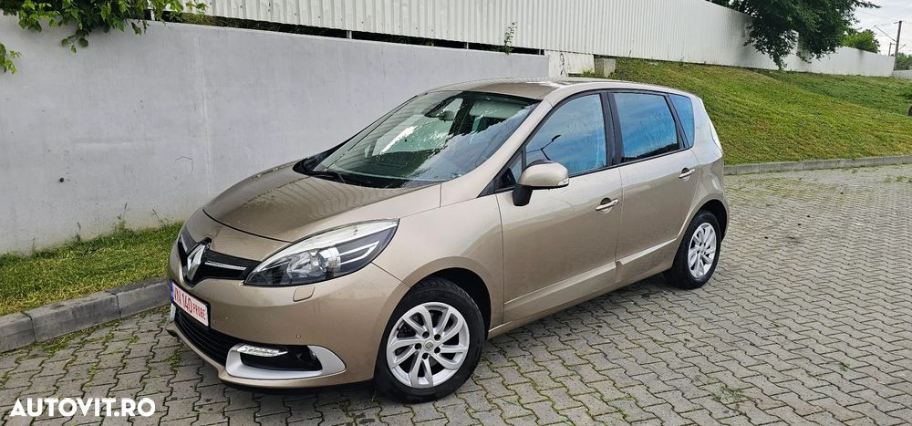 RENAULT Scenic