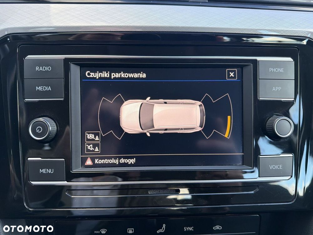 Volkswagen Passat Variant - 32