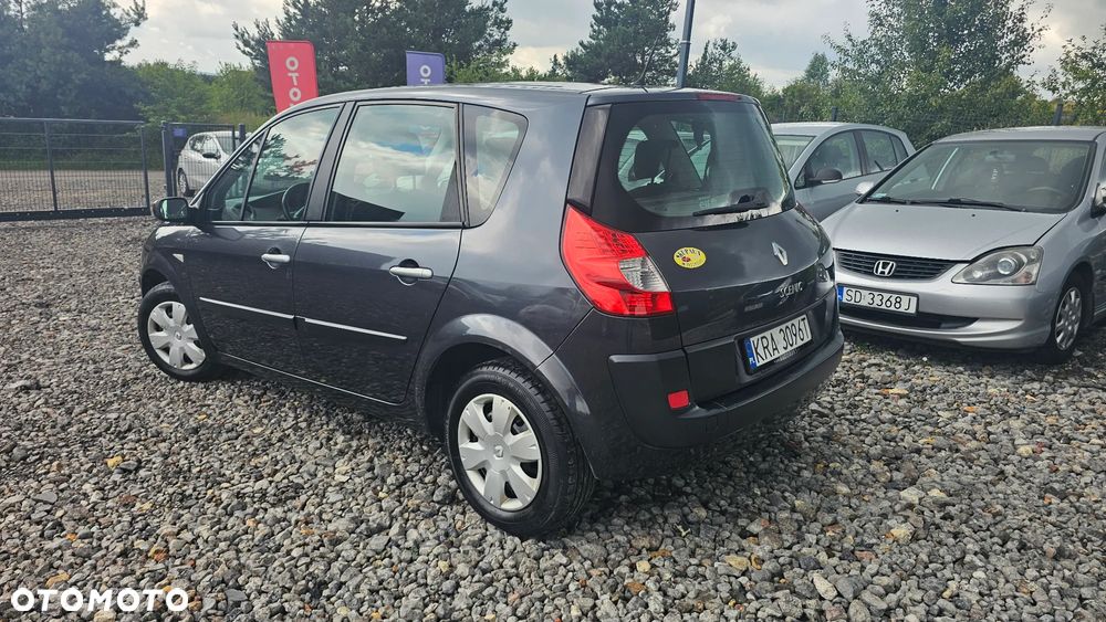 Renault Scenic 1.6 16V Authentique Euro5 - 8