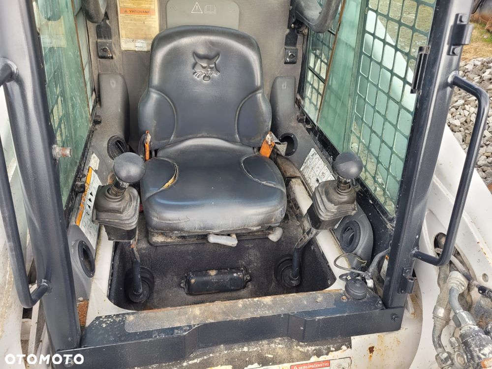 Bobcat S250 - 6