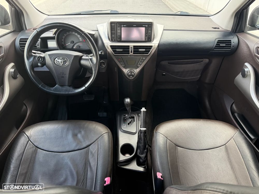 Toyota iQ 1.33 VVT-i 2 MultiDrive EP+NAVI+Bluetooth - 8